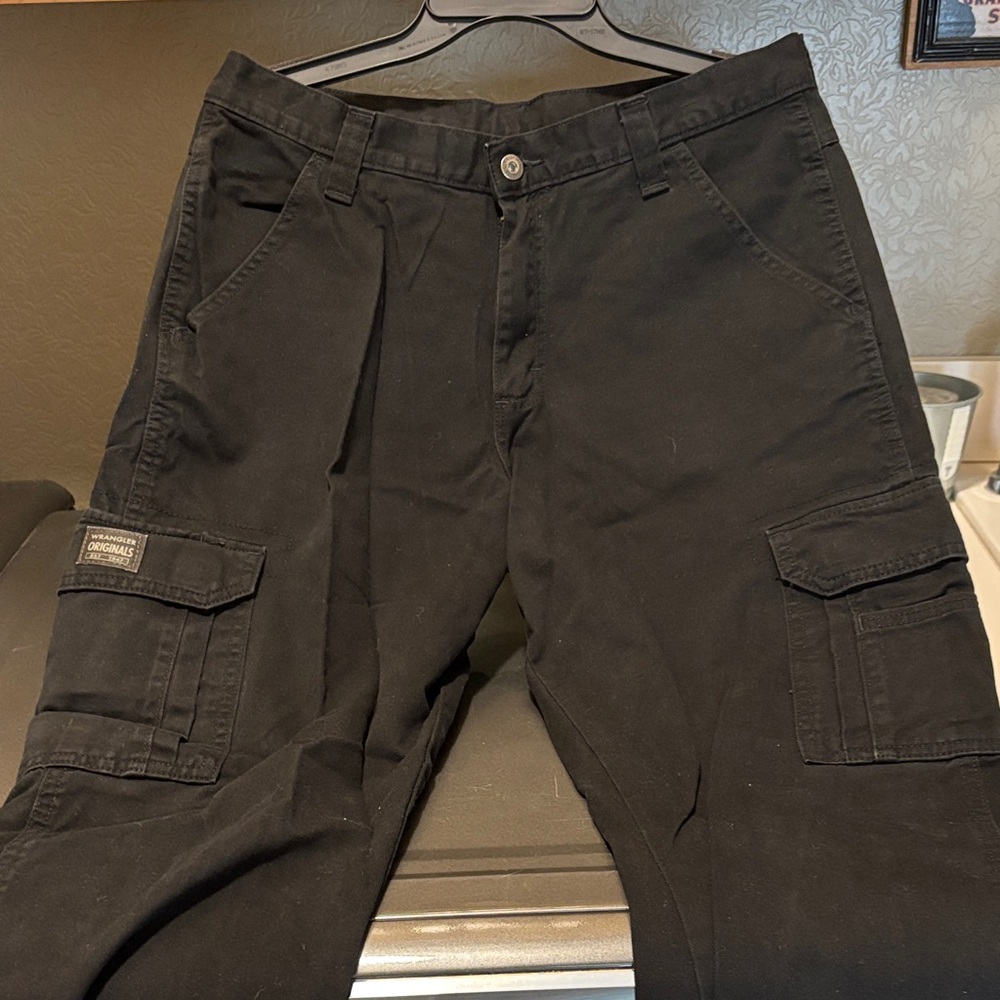 Wrangler Men's Dark Cargo Pants